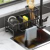 Unyqoos® Zwarte keukenorganizer met zelfledigende afvoer en handdoekhouder