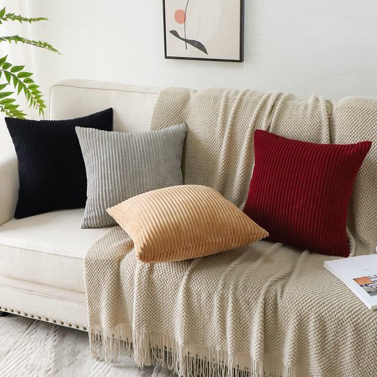 550x550-37291.jpg Unyqoos ® Set van 4 Luxe Corduroy Kussenhoezen voor Stijlvolle en Comfortabele Huisdecoratie