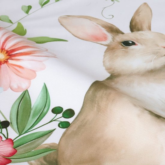 550x550-37316.jpg Unyqoos ® Verfrissende Set van 4 Lentethema Kussenhoezen met Konijnen en Bloemen voor Uw Interieur