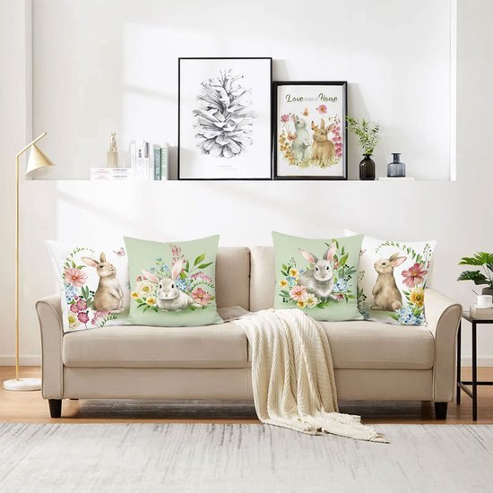 550x550-37317.jpg Unyqoos ® Verfrissende Set van 4 Lentethema Kussenhoezen met Konijnen en Bloemen voor Uw Interieur