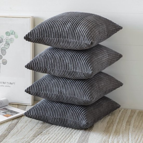 Unyqoos ® Zachte Corduroy Kussenslopen Set van 4 voor Stijlvolle Huisdecoratie, 45 x 45 cm