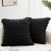Unyqoos ® Set van Twee Luxe Kussenslopen van Corduroy Fluweel met Pompons voor Moderne Stijl