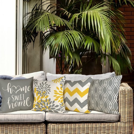 Unyqoos ® Set van 4 Geometrische Decoratieve Kussenhoezen 40x40 cm voor Binnen en Buiten Gebruik