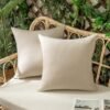 Unyqoos® Stijlvolle Waterbestendige Kussenhoezen voor Binnen- en Buitenruimtes, Set van 2, 45 x 45 cm, Beige