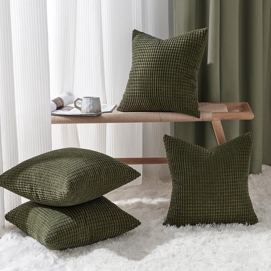 Unyqoos® Kussenslopen Set van 4 in Olijfgroen Corduroy voor Diverse Interieur Stijlen en Comfort