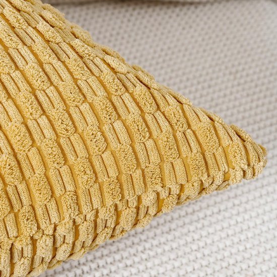 Unyqoos® Set van 2 Luxe Gestreepte Kussenslopen, Zachte Decoratieve Hoezen voor Slaapkamer en Bank, Geel, 50x50 cm