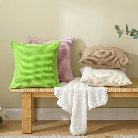 Unyqoos ® Stijlvolle Corduroy Kussenslopen voor Comfort en Elegantie in Huiselijke Ruimtes, Set van 2, 40 x 40 cm, Frisse Groentint
