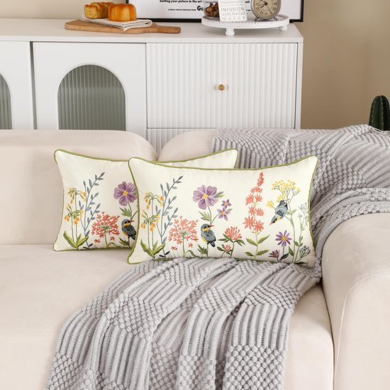 Unyqoos ® Set van 2 Kussenslopen met Bloemenborduurwerk en Vogeldesign voor Slaapkamer en Tuin