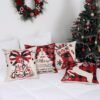550x550-38037.jpg Unyqoos® Set van vier rode kerstkussenslopen met klassieke kerstmotieven