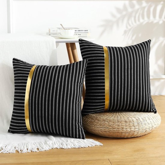 550x550-38073.jpg Unyqoos® Set van 2 stijlvolle kussenhoezen met strepen voor binnen en buiten