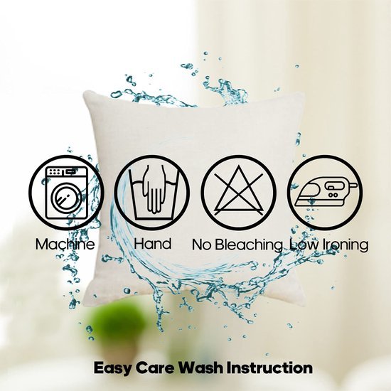 Unyqoos ® Stijlvolle Set van Vier Kussenhoezen voor Binnen en Buiten in Rijke Bordeauxkleur