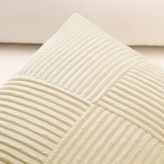 550x550-38175.jpg Unyqoos® Set van 2 decoratieve kussenslopen met gestreept corduroy patroon voor diverse woonstijlen