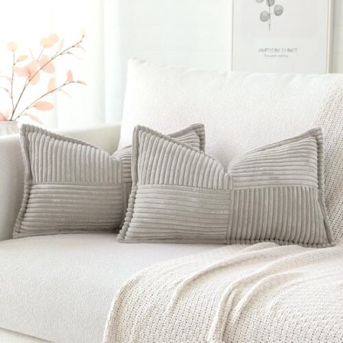 550x550-38383.jpg Unyqoos® Set van Twee Zachte Corduroy Kussenslopen met Stijlvol Strepenpatroon