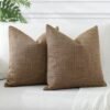 Unyqoos® Set van twee luxe kussenhoezen in koffiebruin voor stijlvolle huisdecoratie