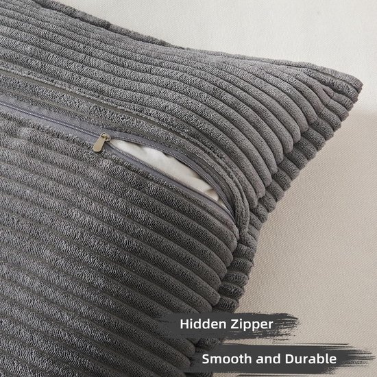 Unyqoos® Set van twee donkergrijze corduroy kussenhoezen met geometrisch patroon