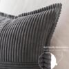 Unyqoos® Set van twee donkergrijze corduroy kussenhoezen met geometrisch patroon