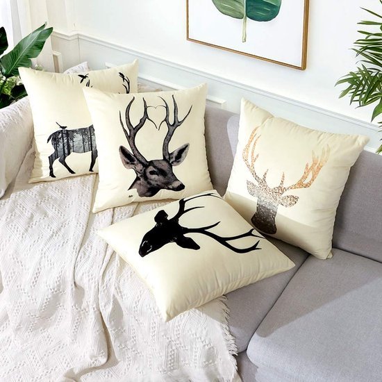 550x550-38712.jpg Unyqoos® Set van Vier Zachte Fluwelen Kussenhoezen met Hertmotief voor Bank en Bed