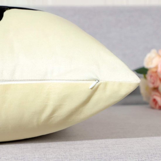 550x550-38715.jpg Unyqoos® Set van Vier Zachte Fluwelen Kussenhoezen met Hertmotief voor Bank en Bed