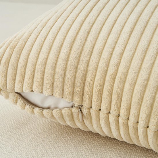 550x550-38880.jpg Unyqoos® Set van 4 beige corduroy kussenslopen voor decoratieve accenten in huis