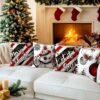 550x550-38928.jpg Unyqoos® Set van 4 stijlvolle kerstkussenslopen met klokken en bomen motief