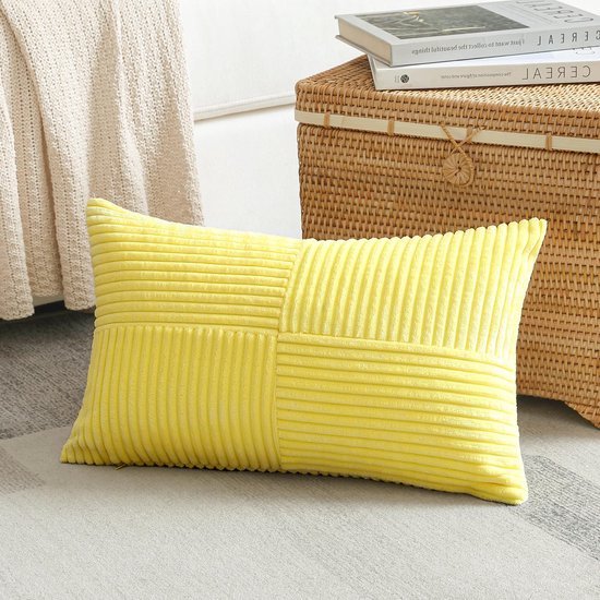 Unyqoos® Zachte gele corduroy kussensloop met gestreepte textuur voor interieurdecoratie