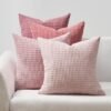 550x550-38981.jpg Unyqoos® Set van Vier Zachte Corduroy Kussenslopen in Roze Kleurovergang voor Elke Ruimte