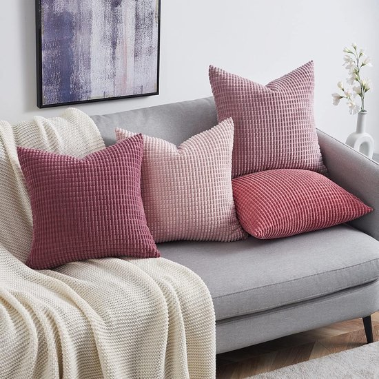 550x550-38982.jpg Unyqoos® Set van Vier Zachte Corduroy Kussenslopen in Roze Kleurovergang voor Elke Ruimte