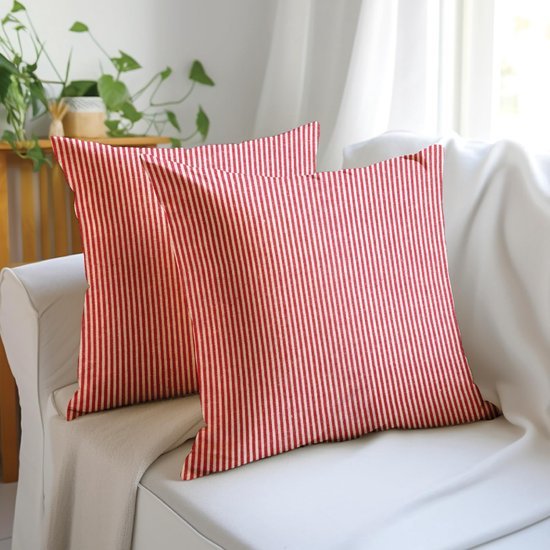 Unyqoos® Set van Twee Decoratieve Kussenslopen van Katoen in Rood-Witte Strepen