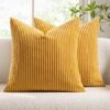 Unyqoos® Set van twee zachte kussenslopen in gembergeel corduroy voor huisdecoratie