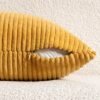 Unyqoos® Set van twee zachte kussenslopen in gembergeel corduroy voor huisdecoratie