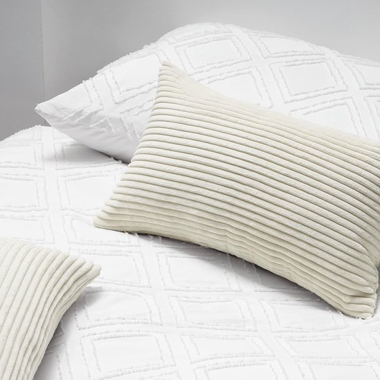 Unyqoos® Kussenslopen Set van 2 - Zacht Crème Fluweel met Gestreept Patroon, 40 x 80 cm, Decoratief Design