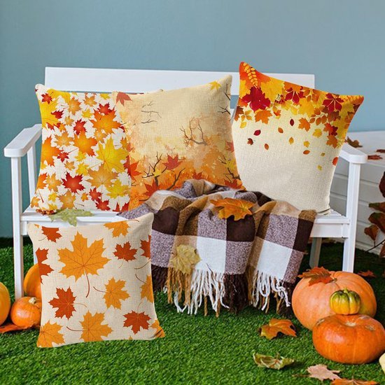 Unyqoos® Set van 4 rustieke kussenhoezen met esdoornbladpatroon voor een sfeervol interieur