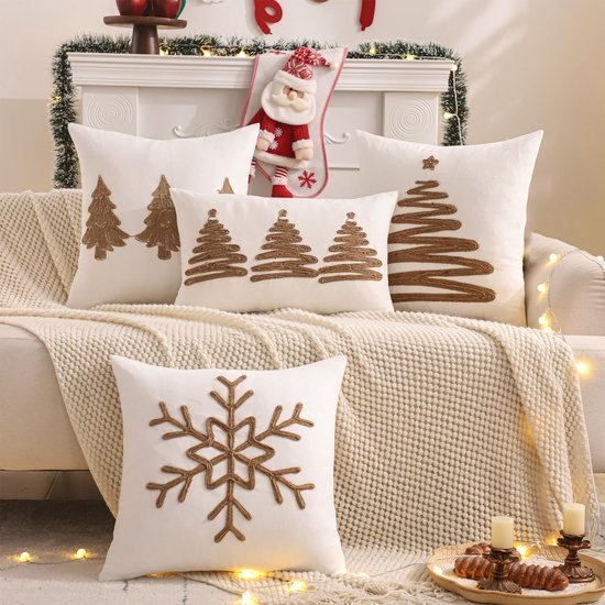 Unyqoos® Set van 2 winterse kussenhoezen met kerstmotief en borduurwerk