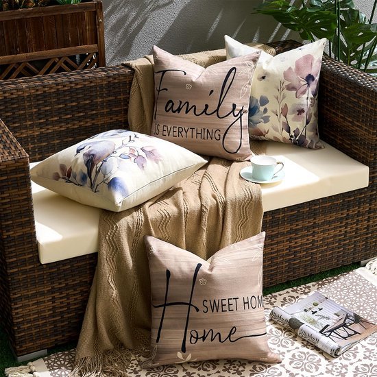 Unyqoos® Set van 4 waterdichte kussenhoezen met bloemen en vogels in aquarel