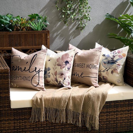 Unyqoos® Set van 4 waterdichte kussenhoezen met bloemen en vogels in aquarel