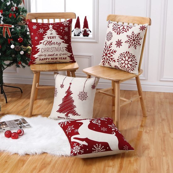 550x550-39650.jpg Unyqoos® Set van vier rode kerstkussenslopen voor sfeervolle woondecoratie