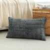 550x550-39940.jpg Unyqoos® Set van 2 decoratieve corduroy kussenslopen met gestreept patroon voor interieur