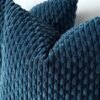 Unyqoos® Set van twee stijlvolle blauwe kussenslopen van zachte corduroy stof