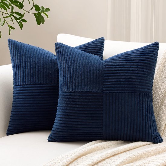 Unyqoos® Set van 2 decoratieve kussenslopen met gestreept corduroy patroon voor diverse woonstijlen 50 x 50 cm