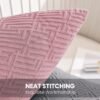 Unyqoos® Set van twee stijlvolle roze kussenhoezen met verborgen ritssluiting en geometrisch design