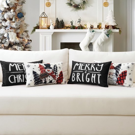 550x550-40272.jpg Unyqoos® Set van vier feestelijke kussenslopen met kerstmotief voor sfeervolle decoratie