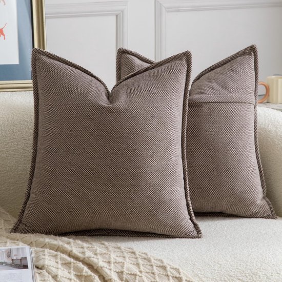 Unyqoos® Set van twee zachte taupe kussenhoezen voor stijlvolle woondecoratie