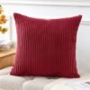 550x550-40507.jpg Unyqoos® Decoratieve wijnrode corduroy kussensloop voor een stijlvolle woonkamer