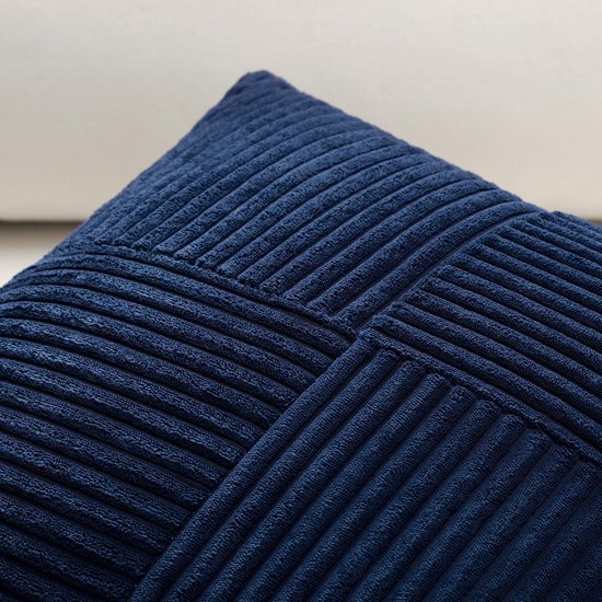 Unyqoos® Marineblauwe sierkussensloop van corduroy met gestreept patroon en ritssluiting