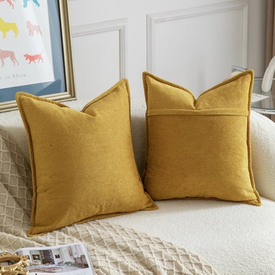 Unyqoos® Set van twee mosterdgele chenille kussenslopen voor stijlvolle decoratie