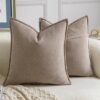 Unyqoos® Set van twee zachte chenille kussenhoezen in lichttaupe voor moderne inrichting