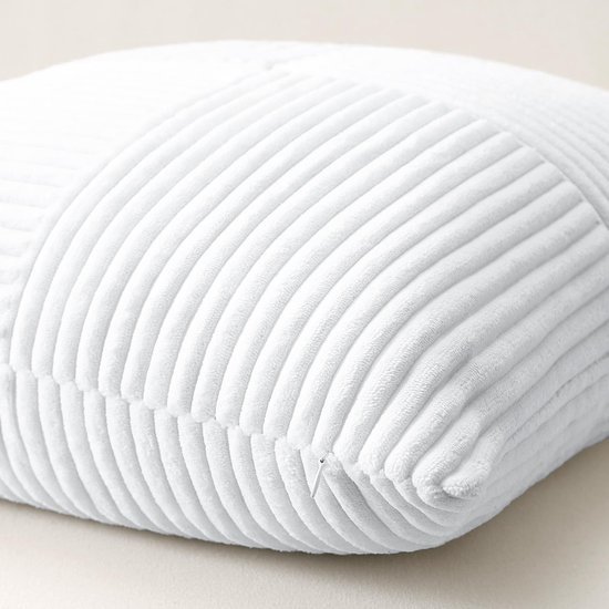 Unyqoos® Zachte Corduroy Kussensloop met Gestreept Patroon voor Stijlvol Interieur