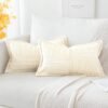 550x550-40811.jpg Unyqoos® Set van twee elegante corduroy kussenslopen in crème en beige tinten