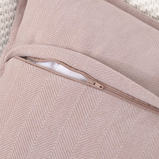 Unyqoos® Set van twee roze chenille kussenhoezen met franjes voor bank en slaapkamer