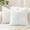 550x550-40933.jpg Unyqoos® Set van 2 zachte corduroy kussenslopen met gestreept patroon voor diverse interieurstijlen